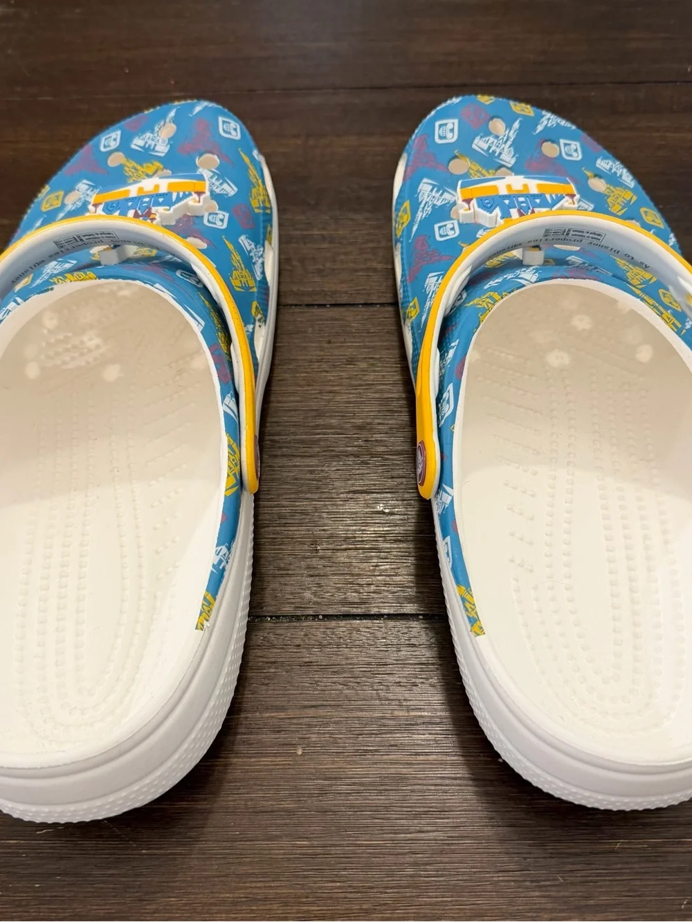 CROCS lightweight clogs